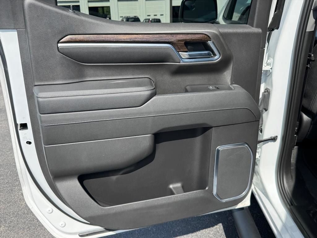 Used 2023 GMC Sierra 1500 Elevation AWD/4WD image 16