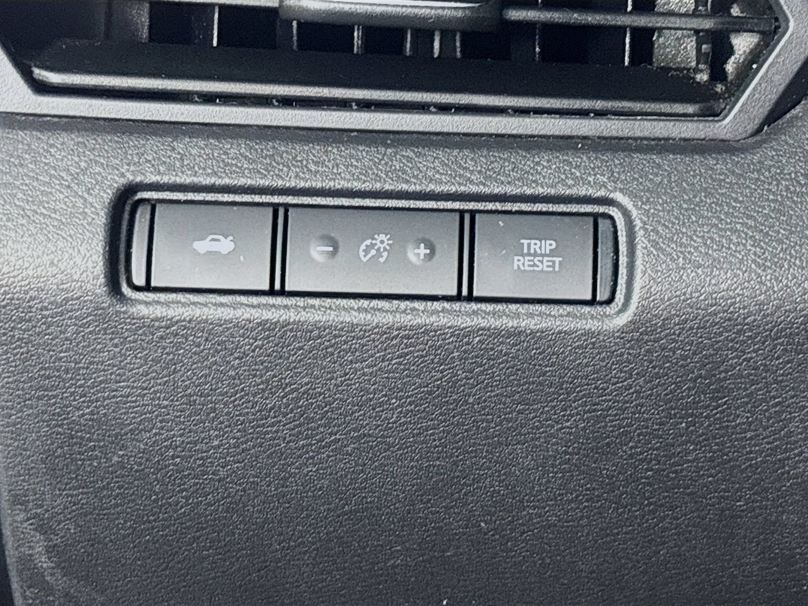Used 2019 Nissan Altima 2.5 S FWD image 10