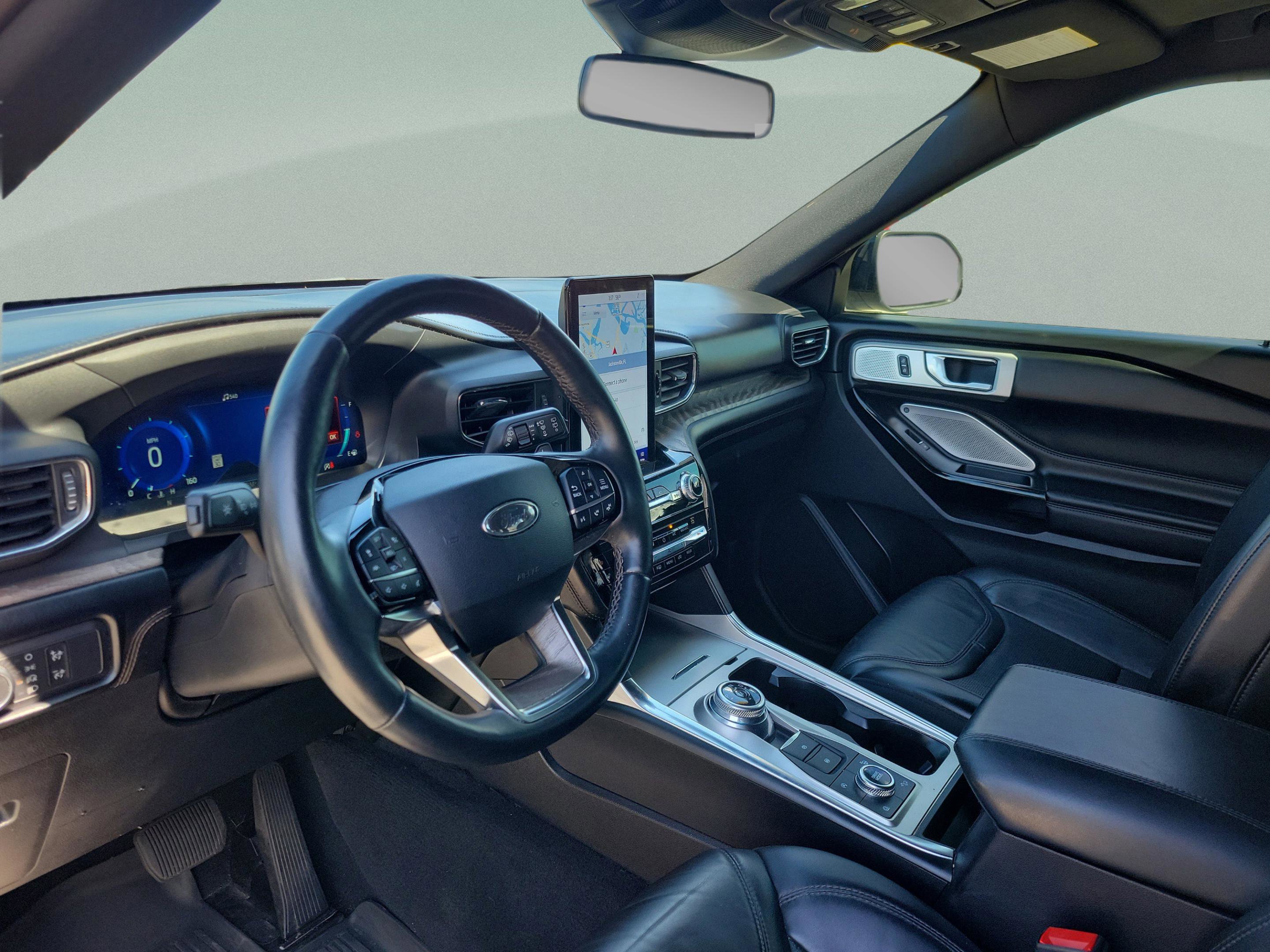 Used 2021 Ford Explorer Platinum w/ Equipment Group 601A image 7