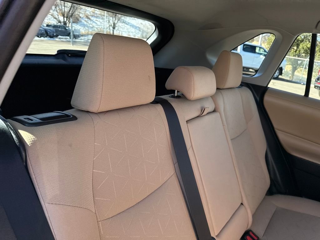 Used 2021 Toyota RAV4 XLE w/ Carpet Mat Package (TMS) image 23