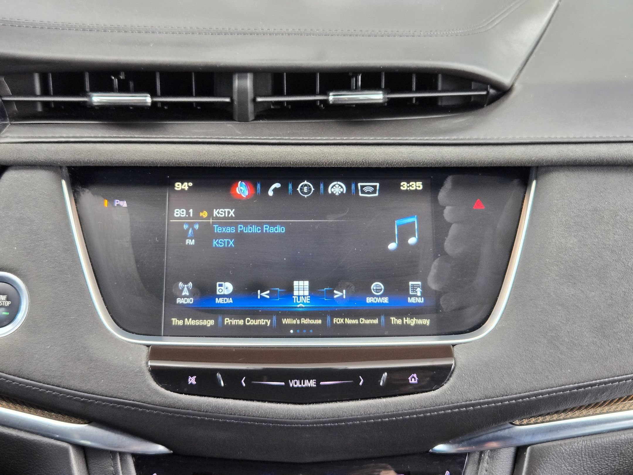 Used 2017 Cadillac XT5 Platinum AWD/4WD image 18