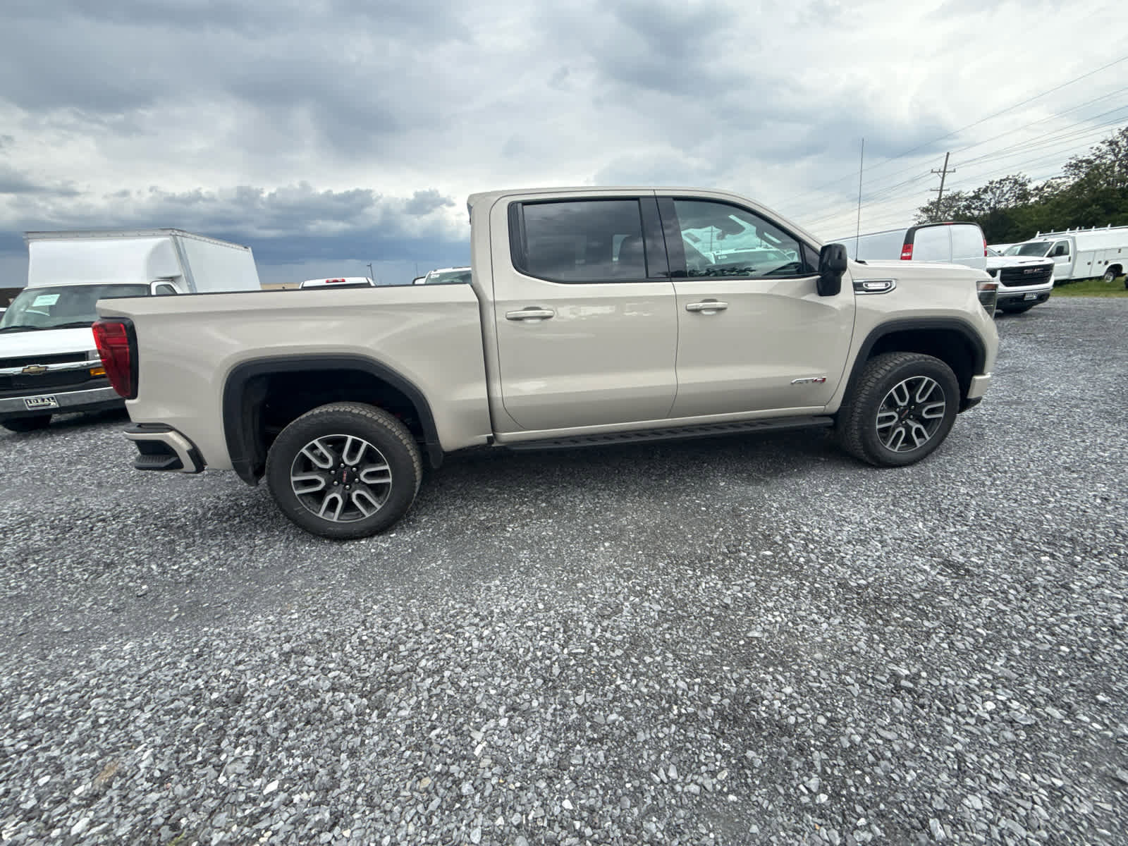 New 2026 GMC Sierra 1500 AT4 w/ AT4 Premium Package AWD/4WD image 16