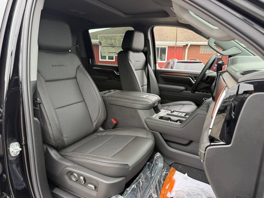 New 2026 GMC Sierra 2500 Denali w/ Denali Reserve Package AWD/4WD image 28
