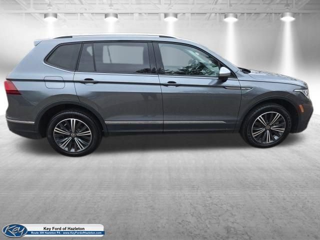 Used 2024 Volkswagen Tiguan Wolfsburg Edition AWD/4WD image 6