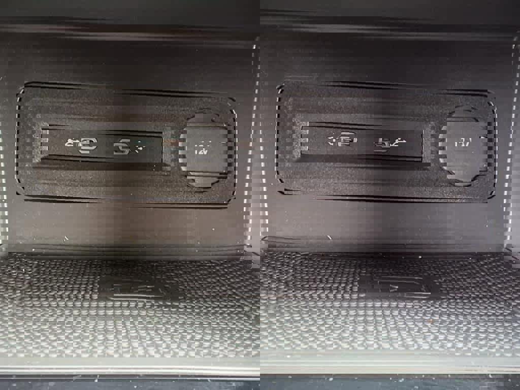 Used 2023 Volkswagen Atlas SE image 23