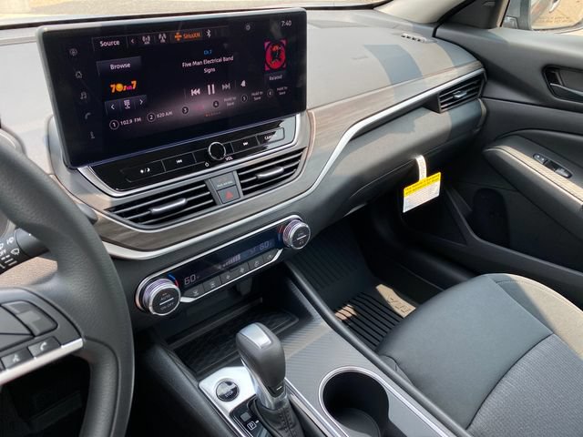 New 2026 Nissan Altima 2.5 SV w/ SV Special Edition Package FWD image 15