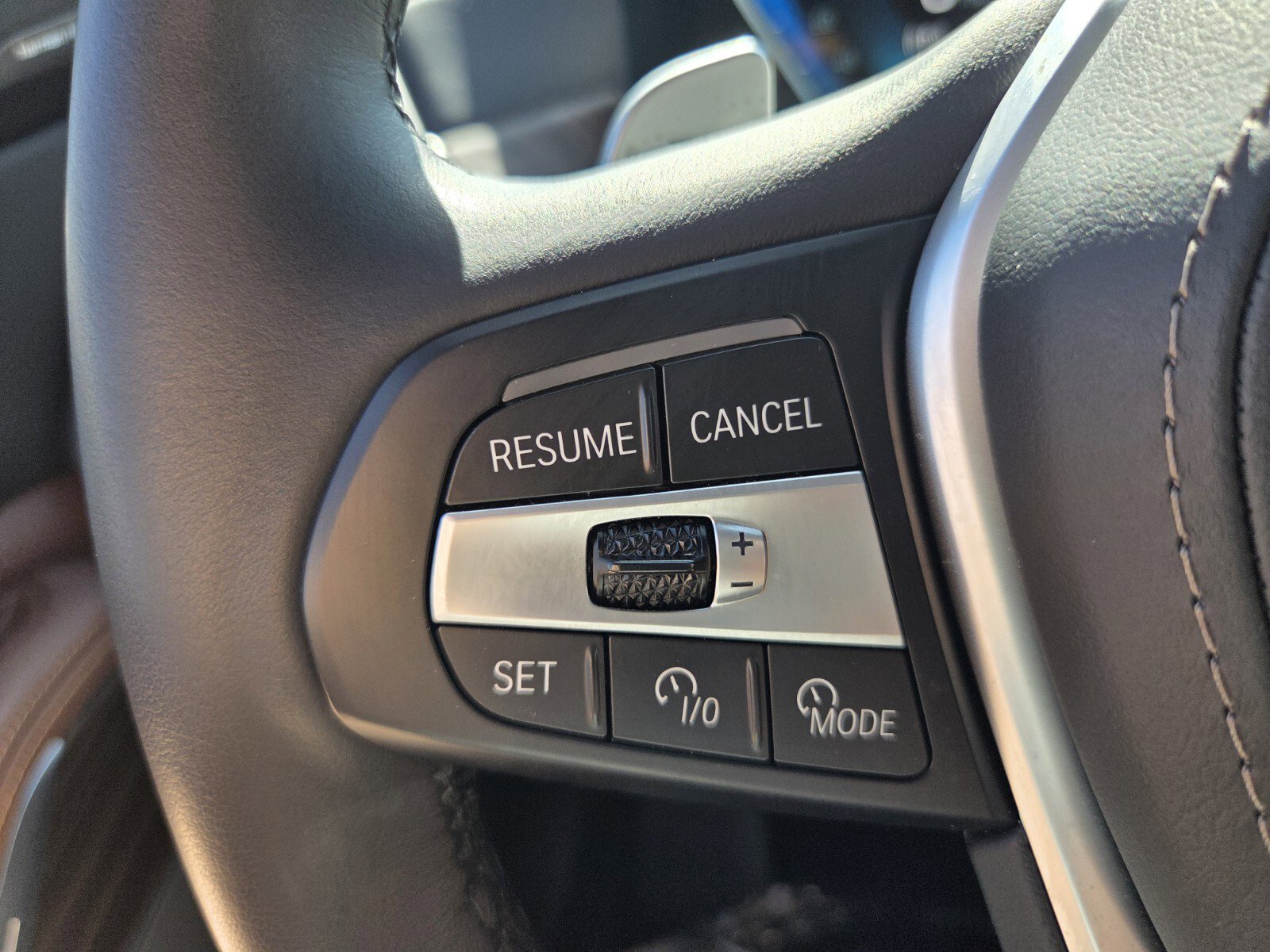 Used 2025 BMW X5 xDrive50e image 28