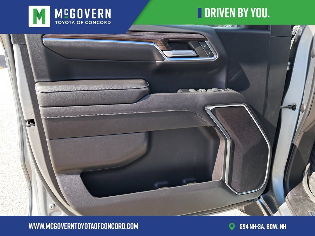 Used 2023 Chevrolet Silverado 1500 RST AWD/4WD image 11