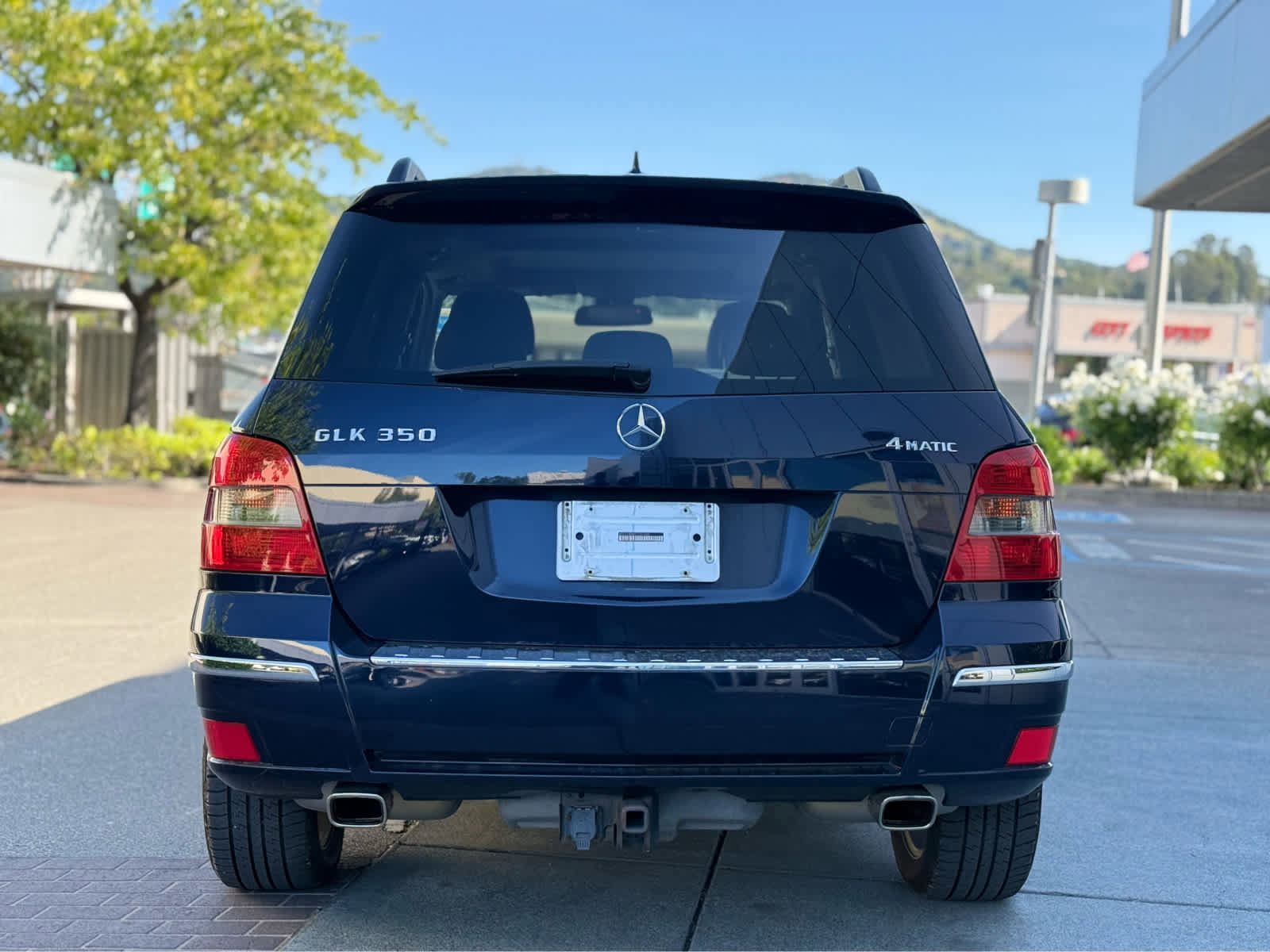 Used 2012 Mercedes-Benz GLK 350 4MATIC image 4