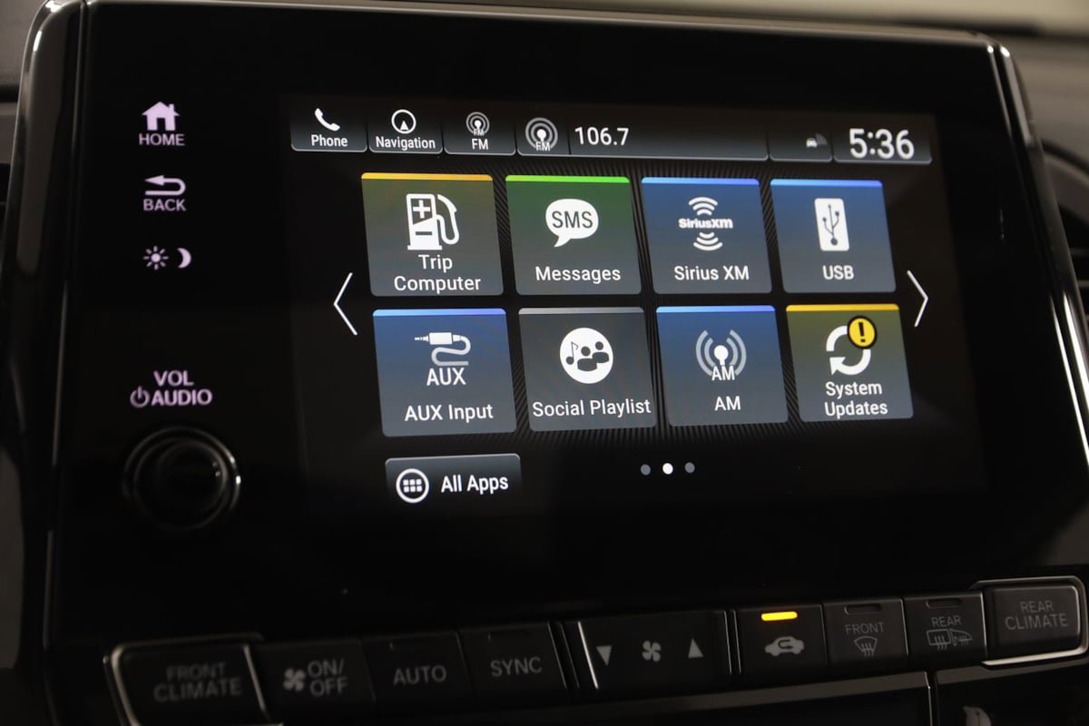 Used 2023 Honda Odyssey Touring image 34