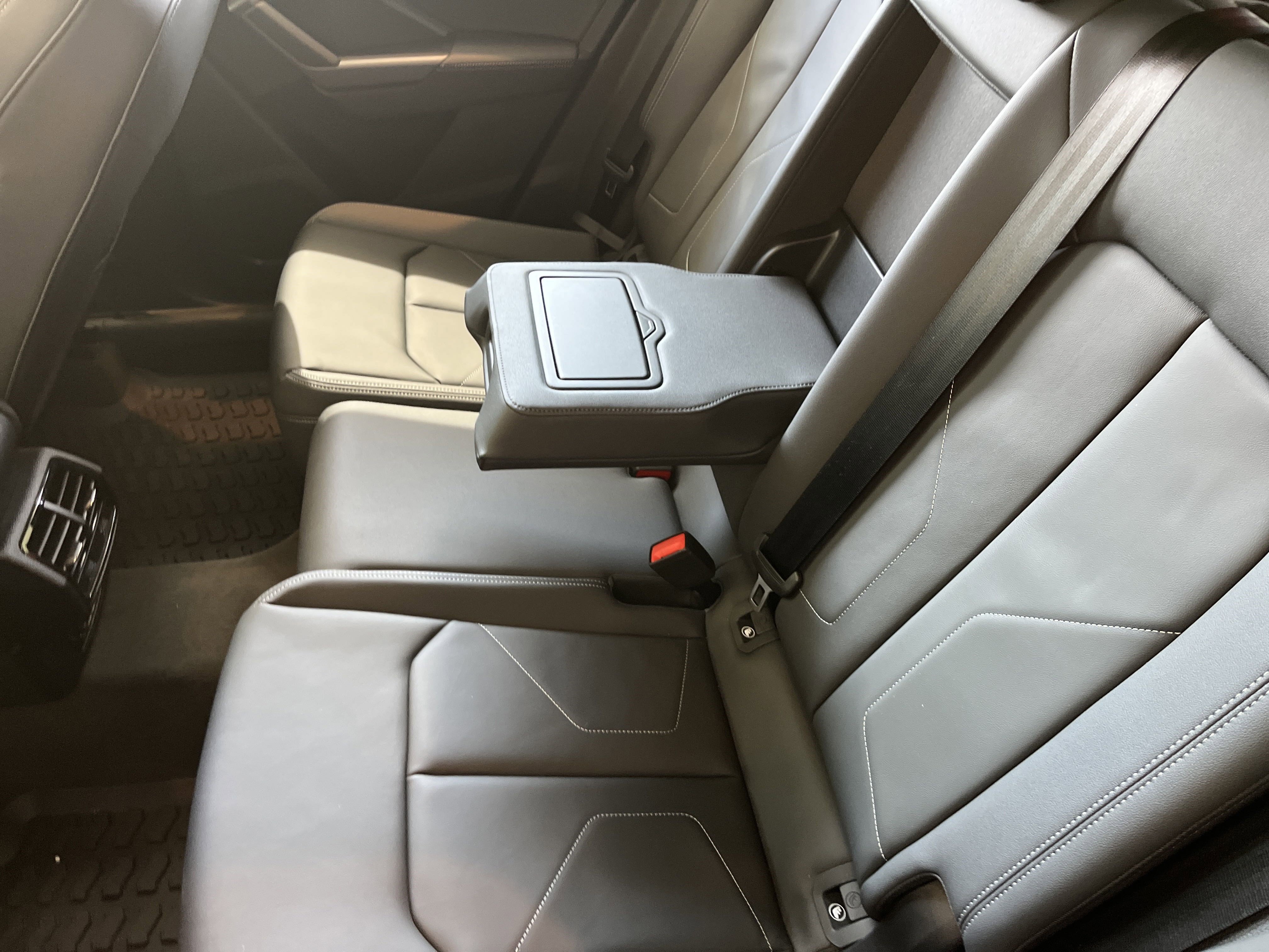 New 2025 Audi Q3 2.0T Premium image 7