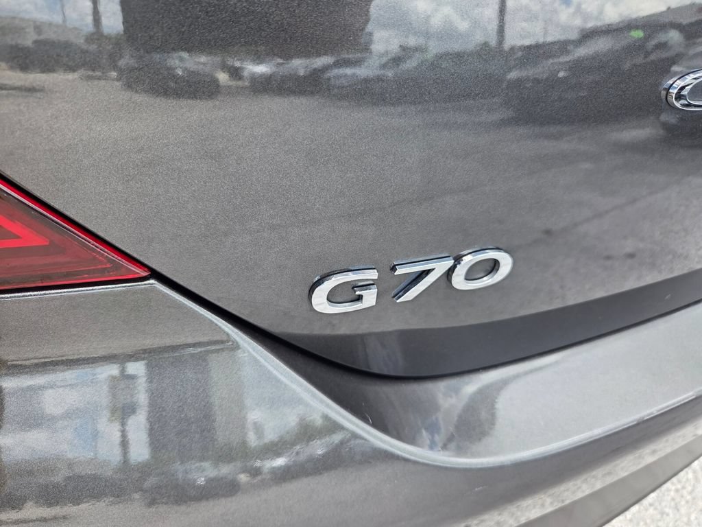 Used 2025 Genesis G70 2.5T RWD image 10