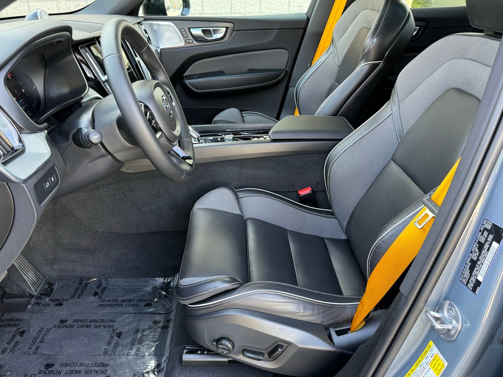 Used 2024 Volvo XC60 T8 Polestar image 22