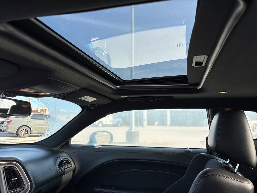 Used 2022 Dodge Challenger GT w/ Plus Package image 11