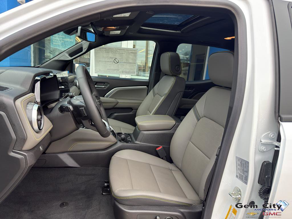 New 2026 Chevrolet Colorado ZR2 w/ Technology Package AWD/4WD image 13