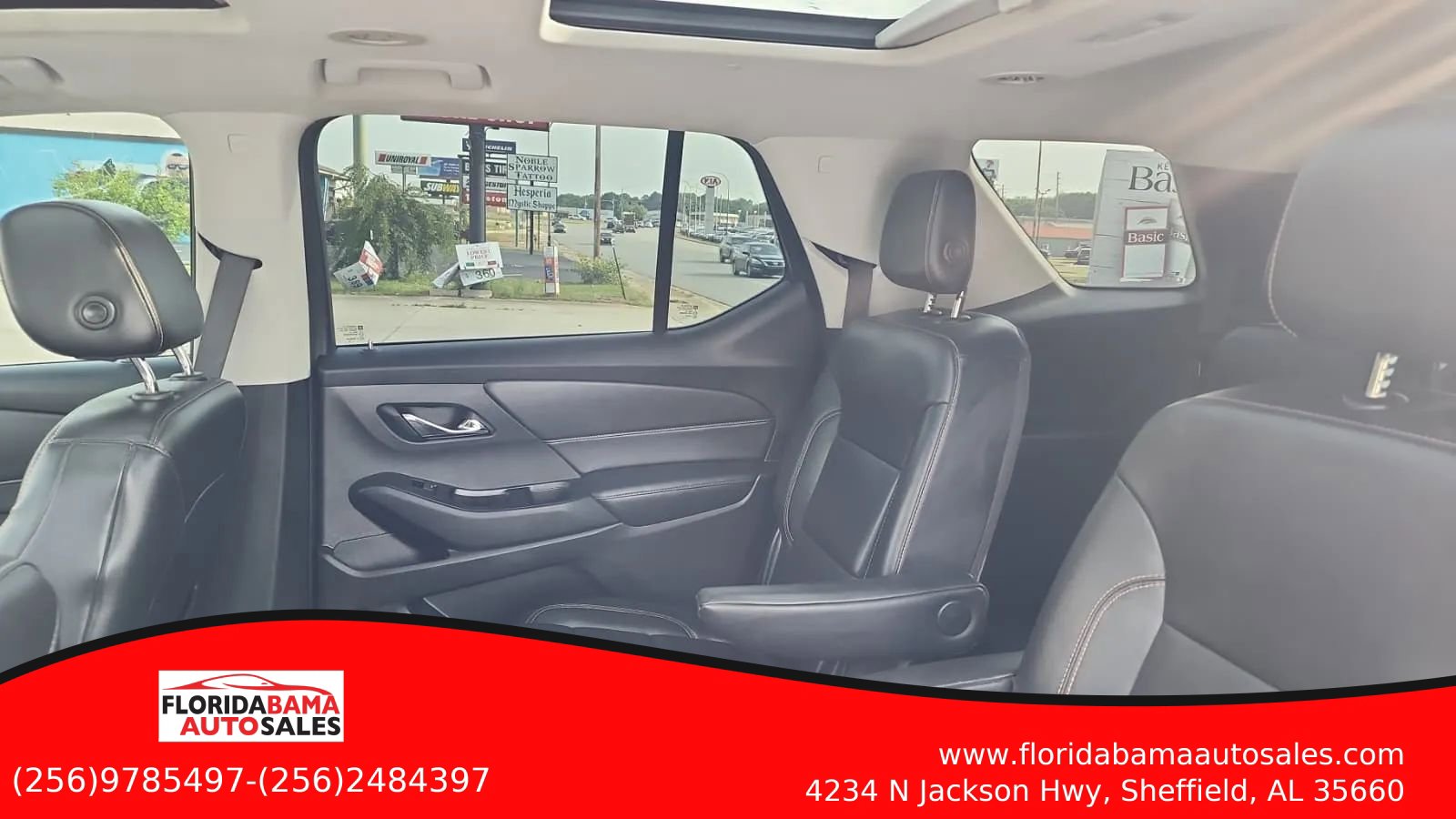 Used 2018 Chevrolet Traverse LT FWD image 14