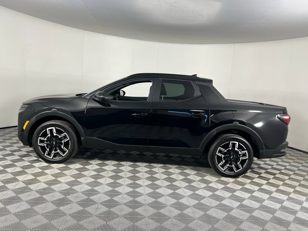 Used 2025 Hyundai Santa Cruz Limited image 10