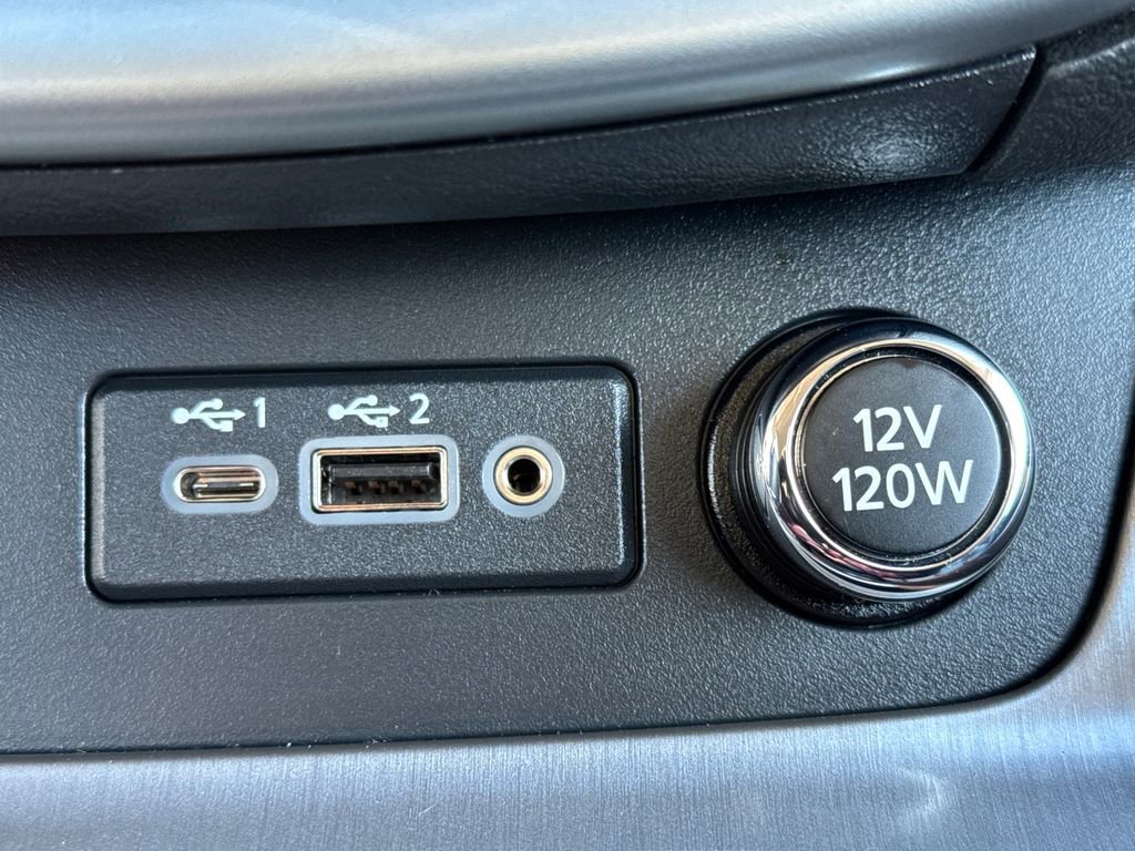 Used 2023 Nissan Murano SV w/ SV Midnight Edition Package image 35