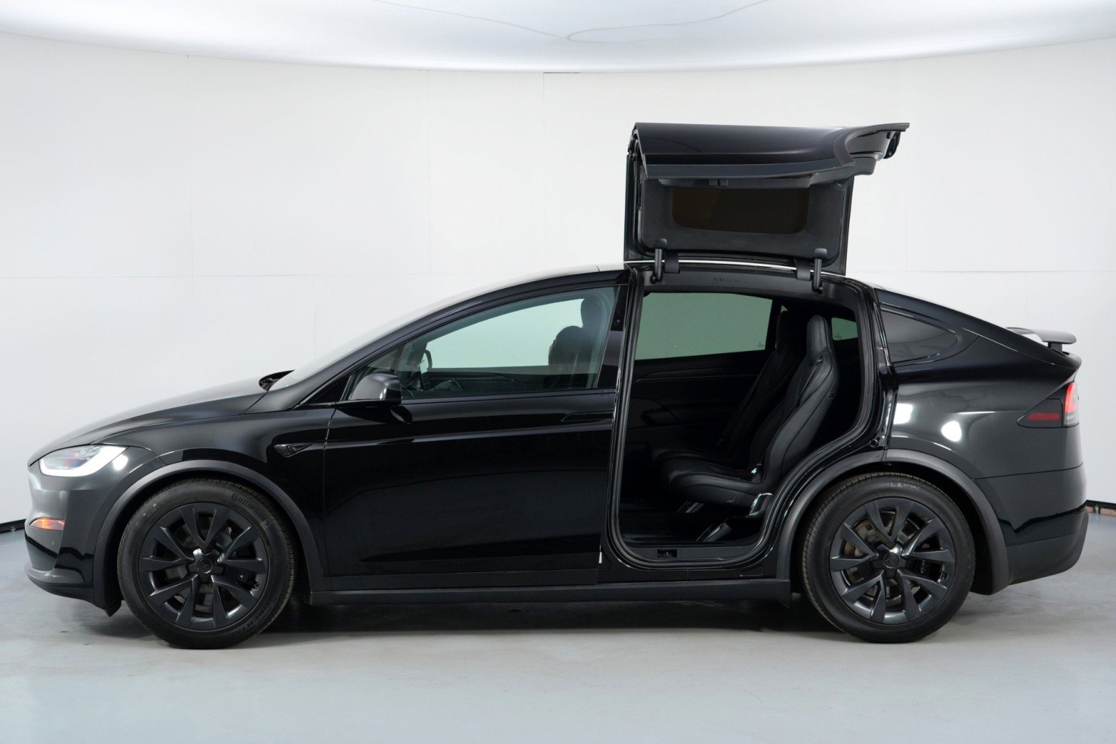 Used 2022 Tesla Model X Plaid image 51