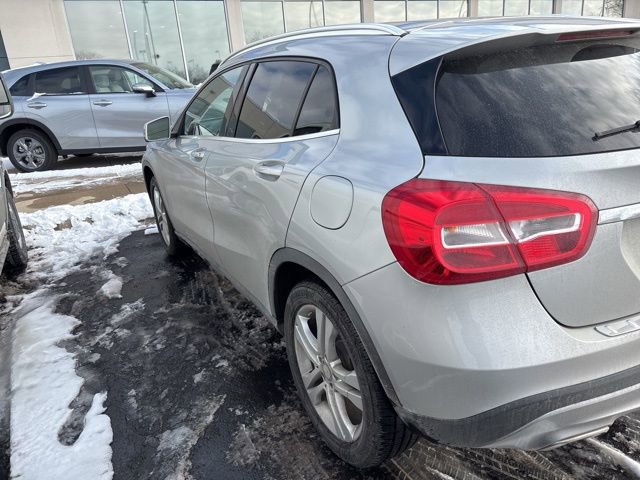 Used 2017 Mercedes-Benz GLA 250 4MATIC image 4
