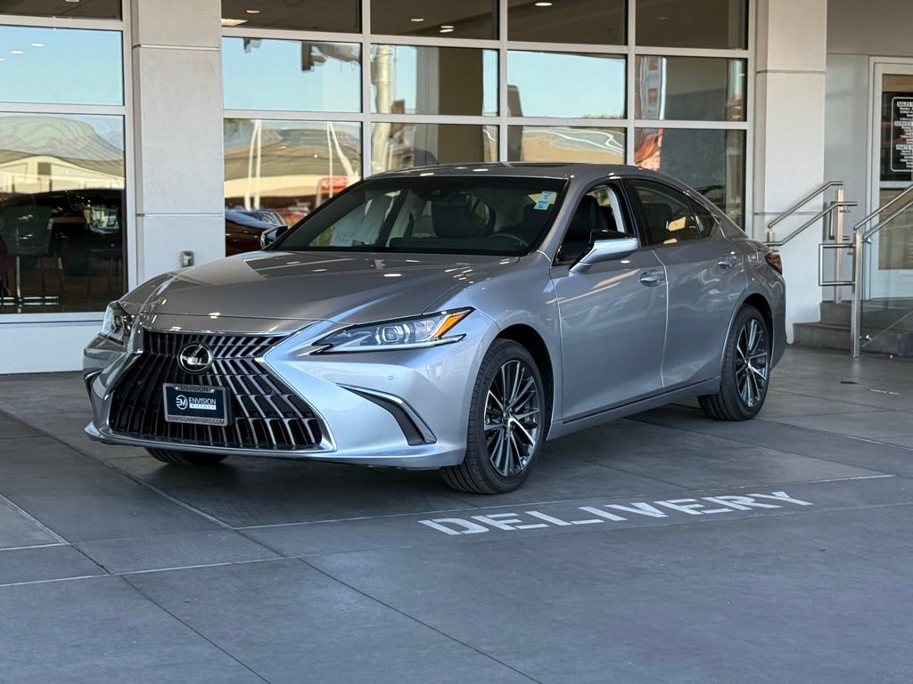 Used 2024 Lexus ES 250 w/ Premium Package image 2