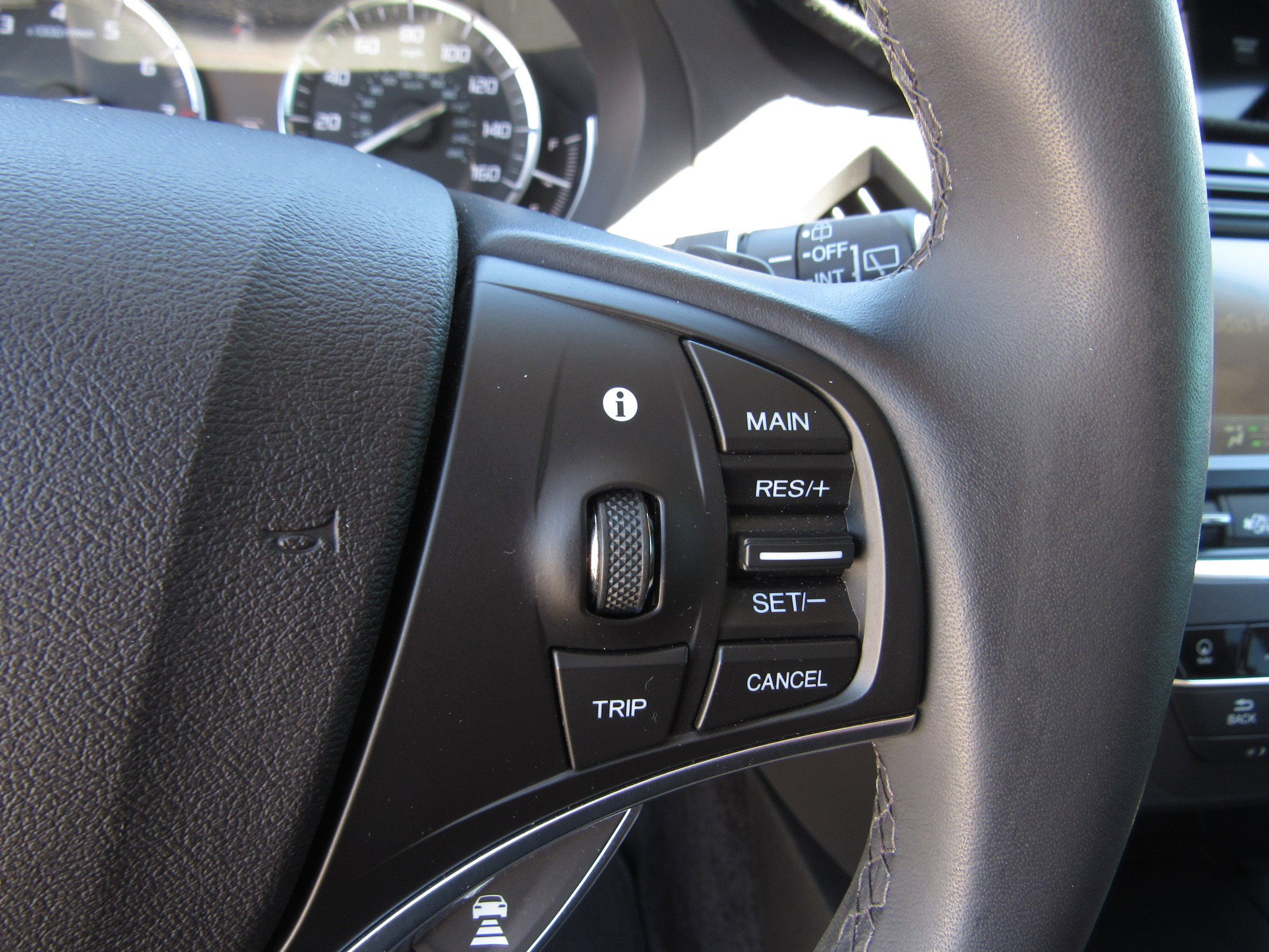 Certified 2017 Acura MDX FWD w/ Technology Package image 24