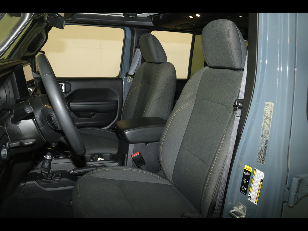 Used 2024 Jeep Wrangler Unlimited AWD/4WD image 20