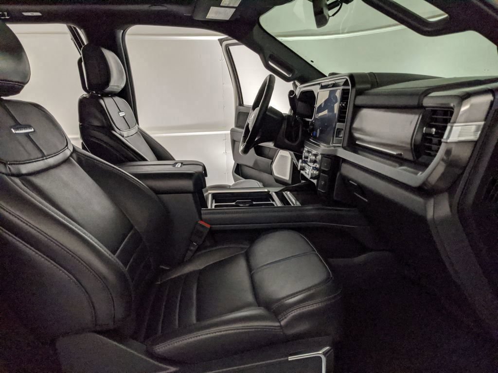 Used 2026 Ford F250 Platinum AWD/4WD image 30