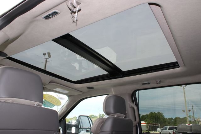 Used 2025 Ford F450 Platinum w/ Platinum Plus Package image 29