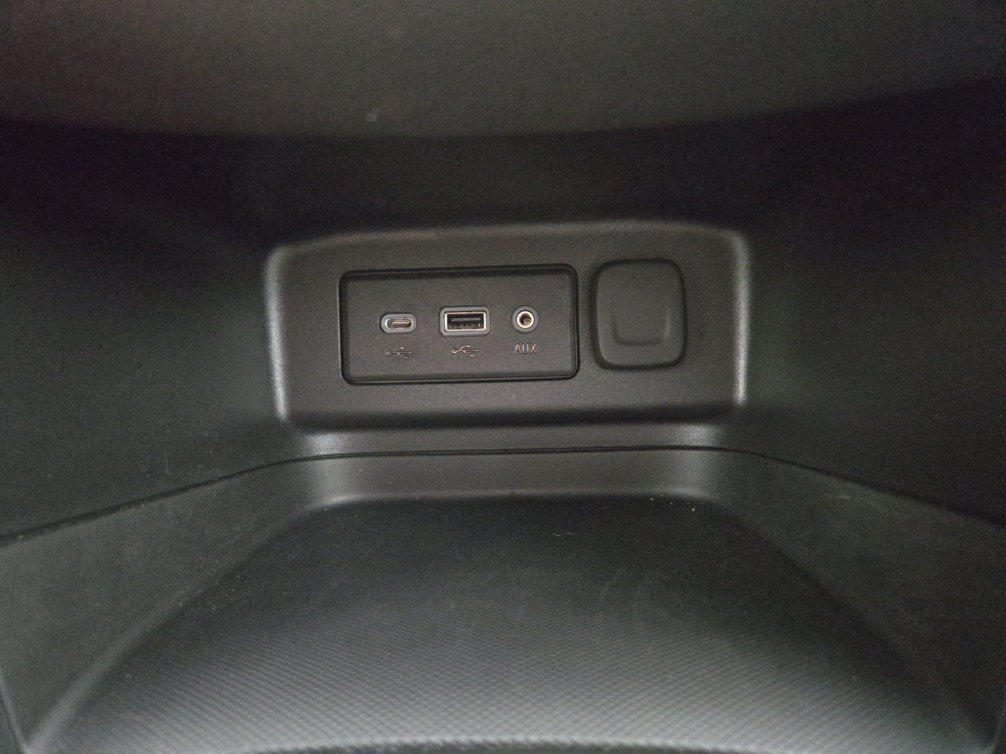 Certified 2024 Chevrolet Equinox LT FWD image 26
