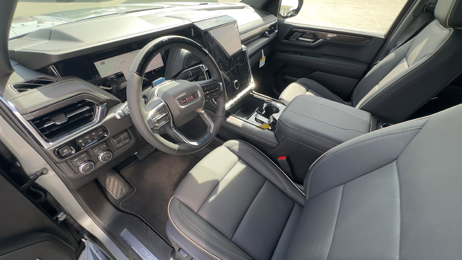 New 2026 GMC Yukon Elevation image 16