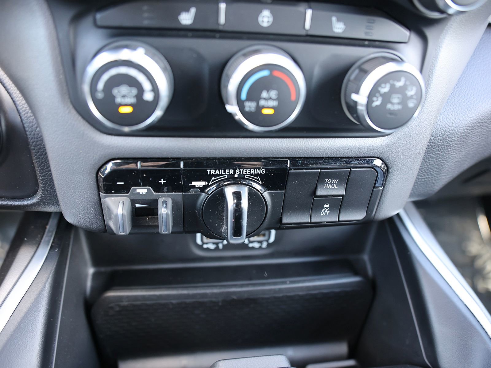 Used 2023 RAM 1500 Big Horn w/ Trailer Tow Group AWD/4WD image 29