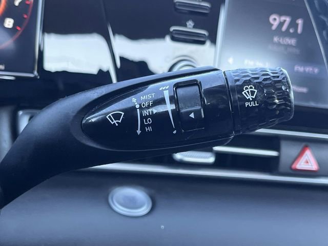 Certified 2022 Hyundai Elantra SEL w/ Convenience Package FWD image 28