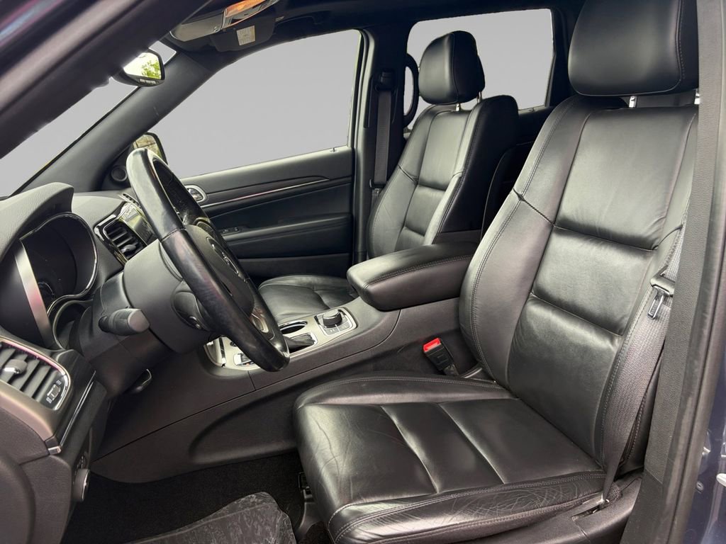 Used 2021 Jeep Grand Cherokee Limited AWD/4WD image 10