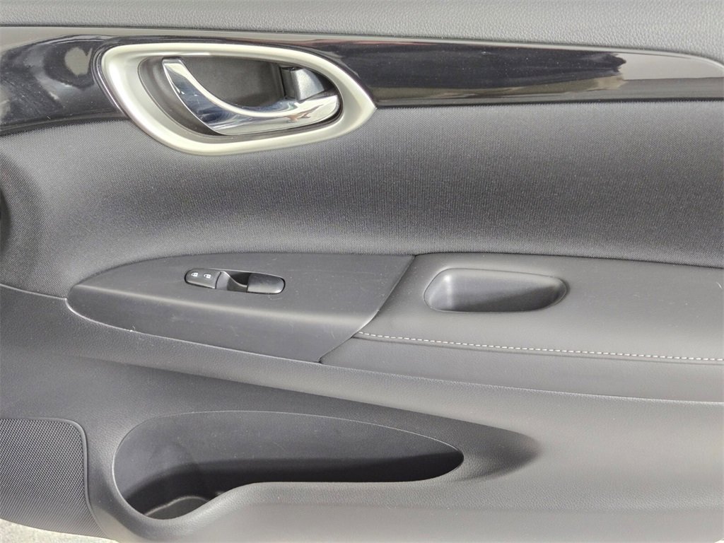 Used 2018 Nissan Sentra SV image 22