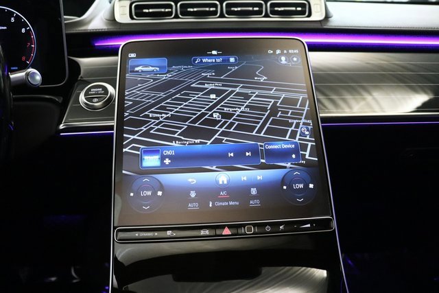 Used 2022 Mercedes-Benz S 580 4MATIC Sedan w/ Rear Seat Package image 31