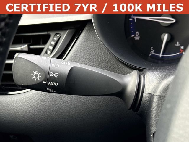 Used 2021 Toyota C-HR Nightshade image 26