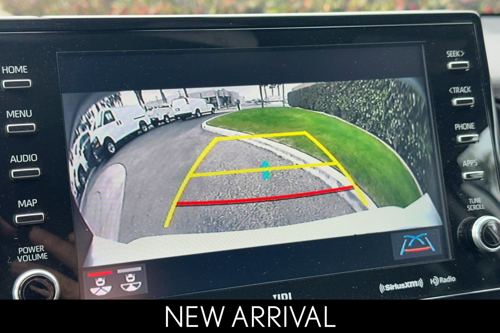 Used 2023 Toyota Camry XLE image 23