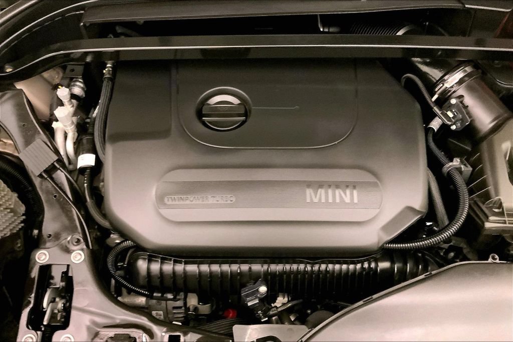 Certified 2024 MINI Cooper Countryman S w/ Premium Package FWD image 31