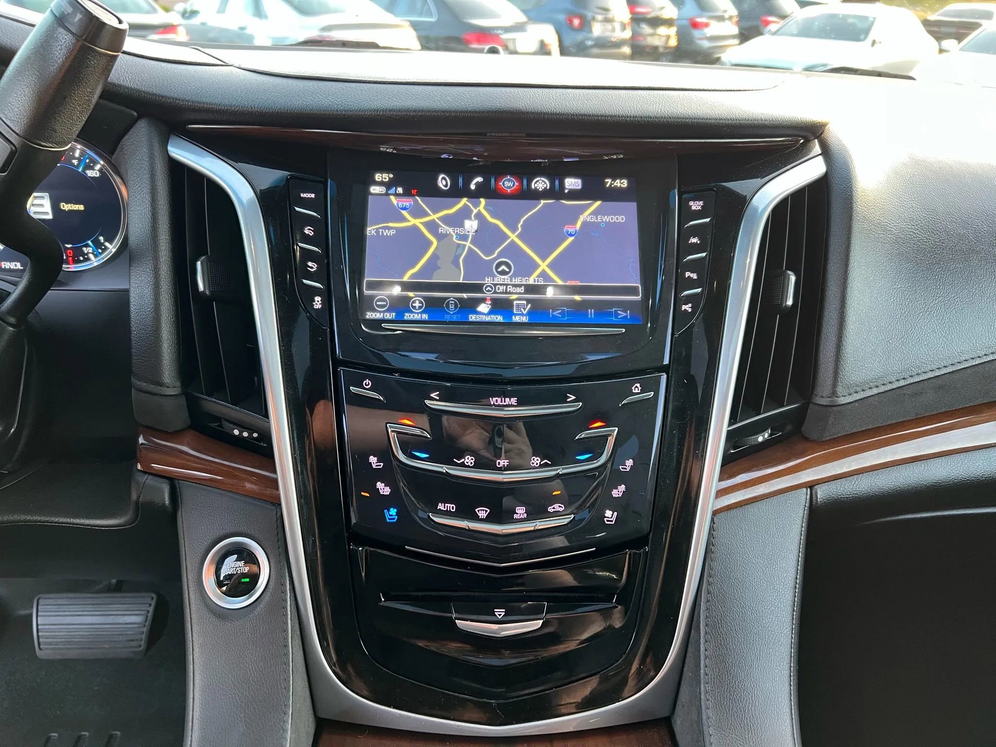 Used 2020 Cadillac Escalade ESV Luxury image 13