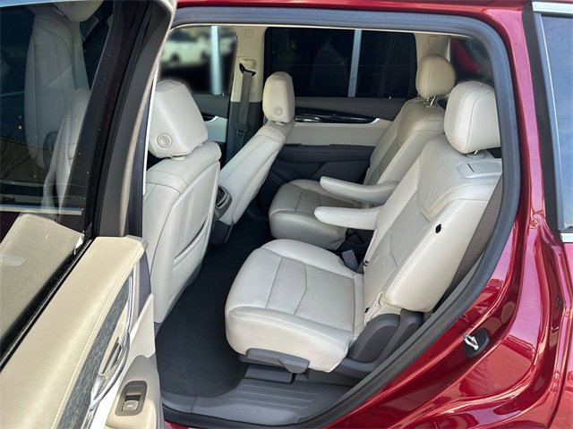 Used 2020 Cadillac XT6 Premium Luxury image 24