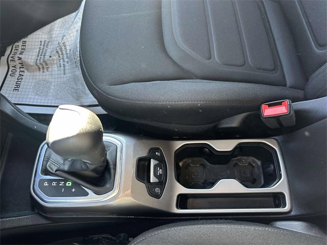 Certified 2022 Jeep Renegade Latitude w/ Convenience Group image 35