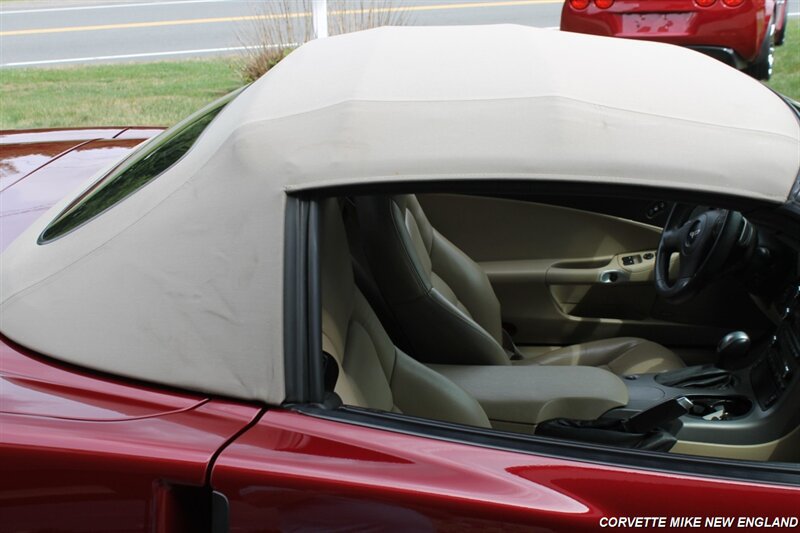 Used 2007 Chevrolet Corvette Convertible w/ Preferred Equipment Group RWD image 16
