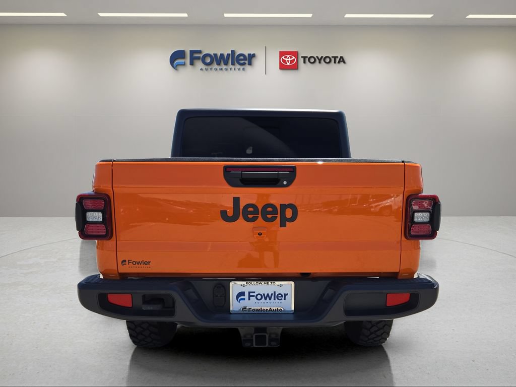 Used 2025 Jeep Gladiator Sport AWD/4WD image 6
