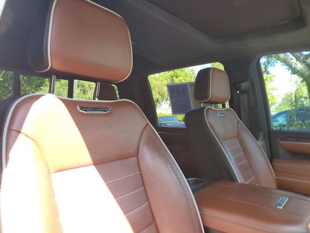 Certified 2025 GMC Sierra 2500 Denali Ultimate AWD/4WD image 24