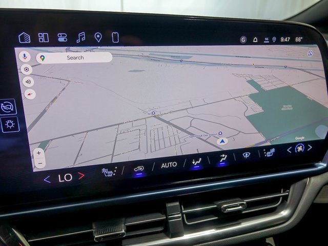 New 2026 Chevrolet Equinox EV LT image 18