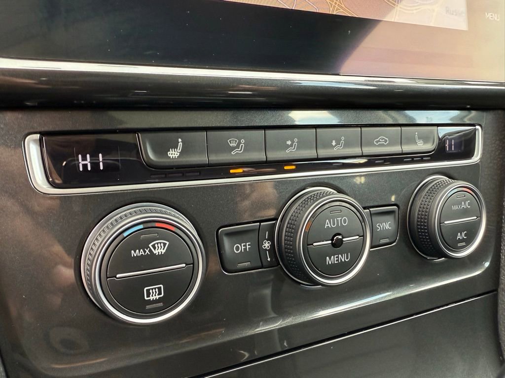 Used 2019 Volkswagen Golf Alltrack SEL image 40