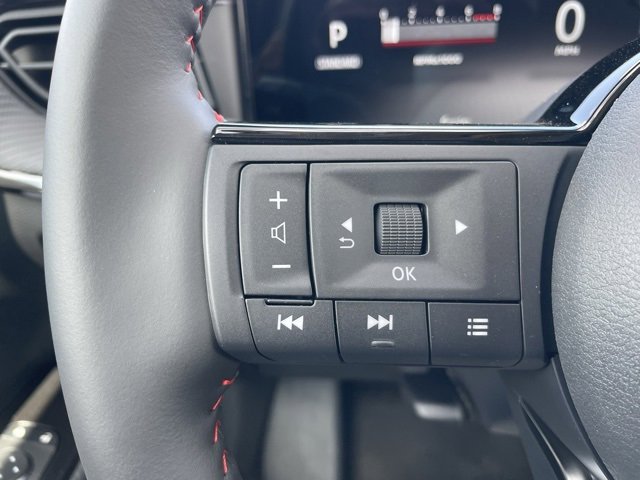 New 2025 Nissan Kicks SR w/ SR Premium Package image 9