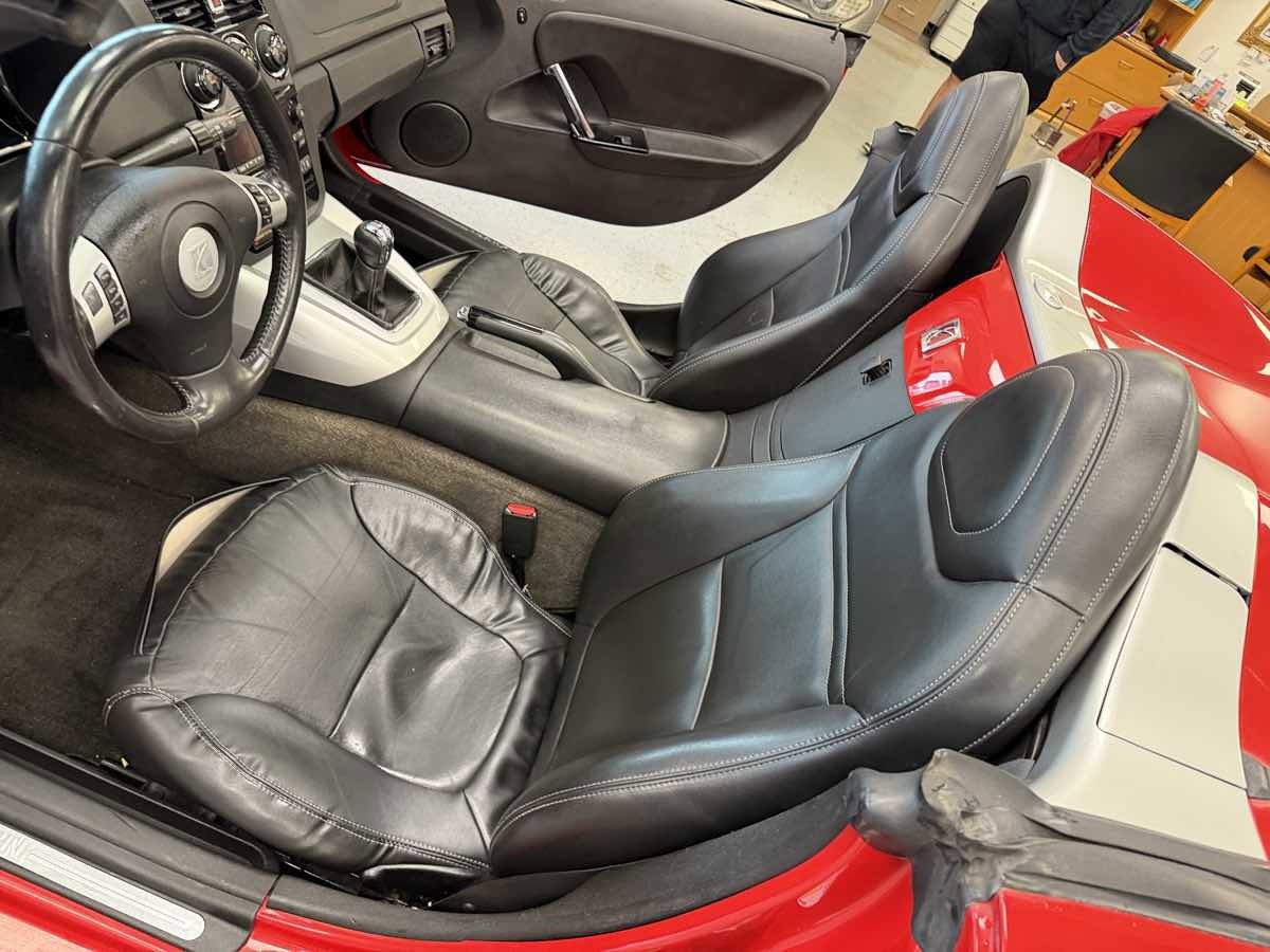 Used 2007 Saturn Sky w/ Premium Trim Pkg image 17