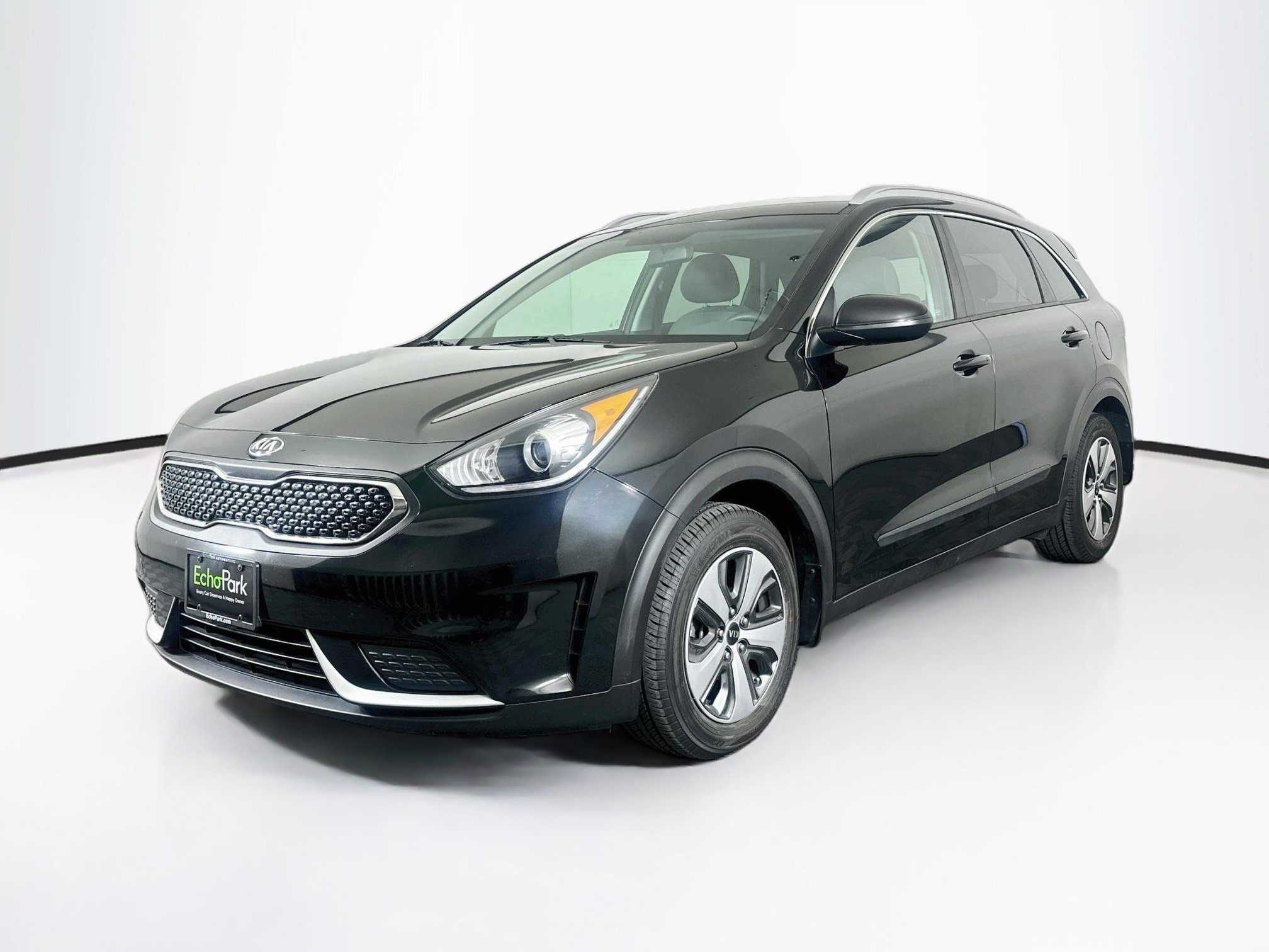 Used 2019 Kia Niro LX FWD image 3